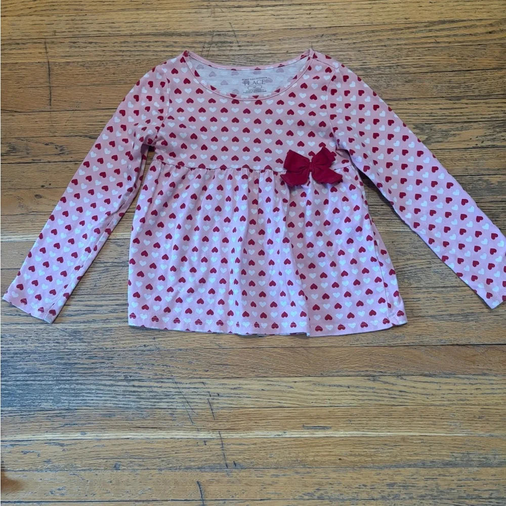 Children’s place toddler girl heart Themed Long Sleeve Shirts